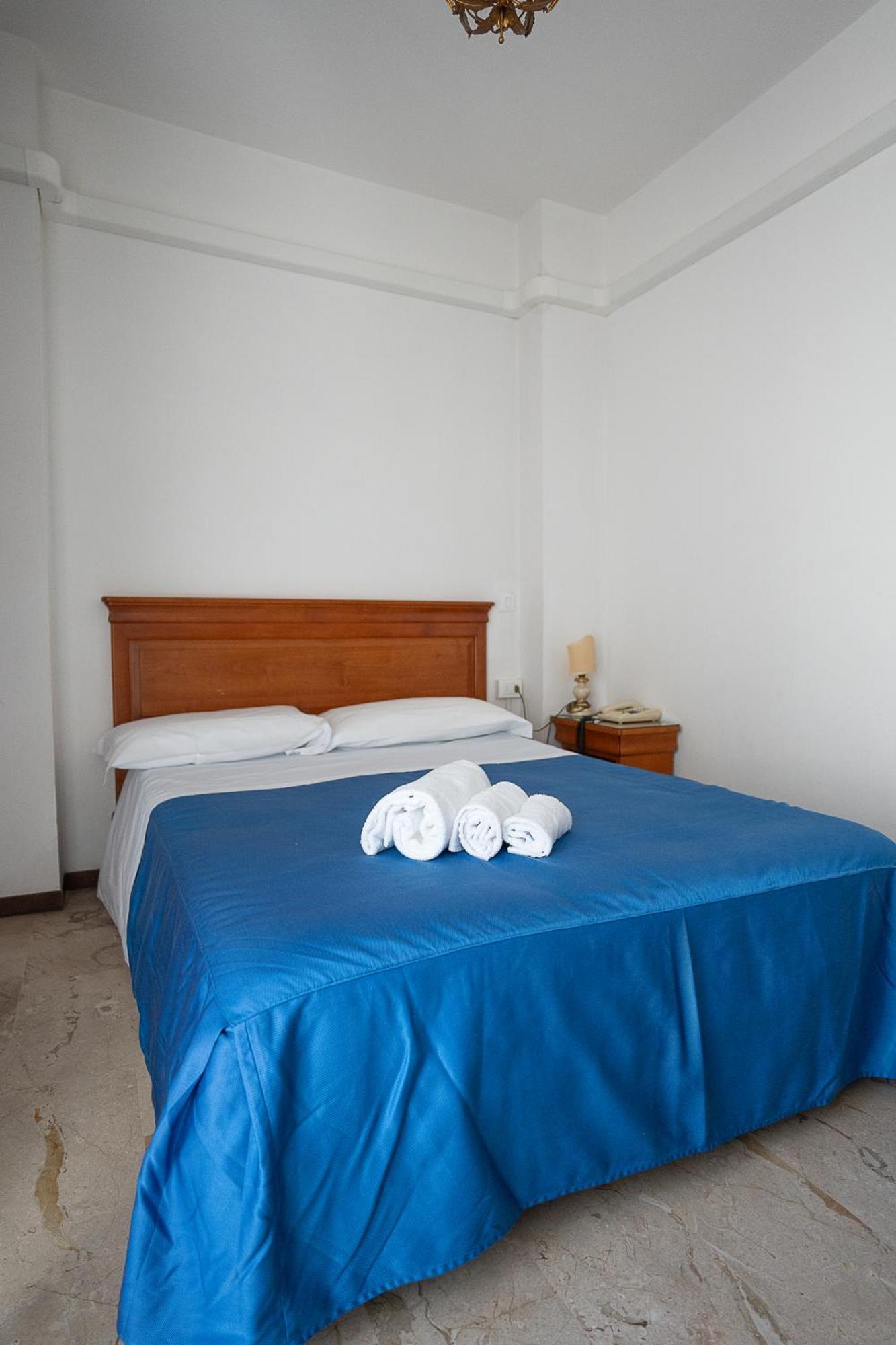 Hotel Napoleon Pontremoli Εξωτερικό φωτογραφία