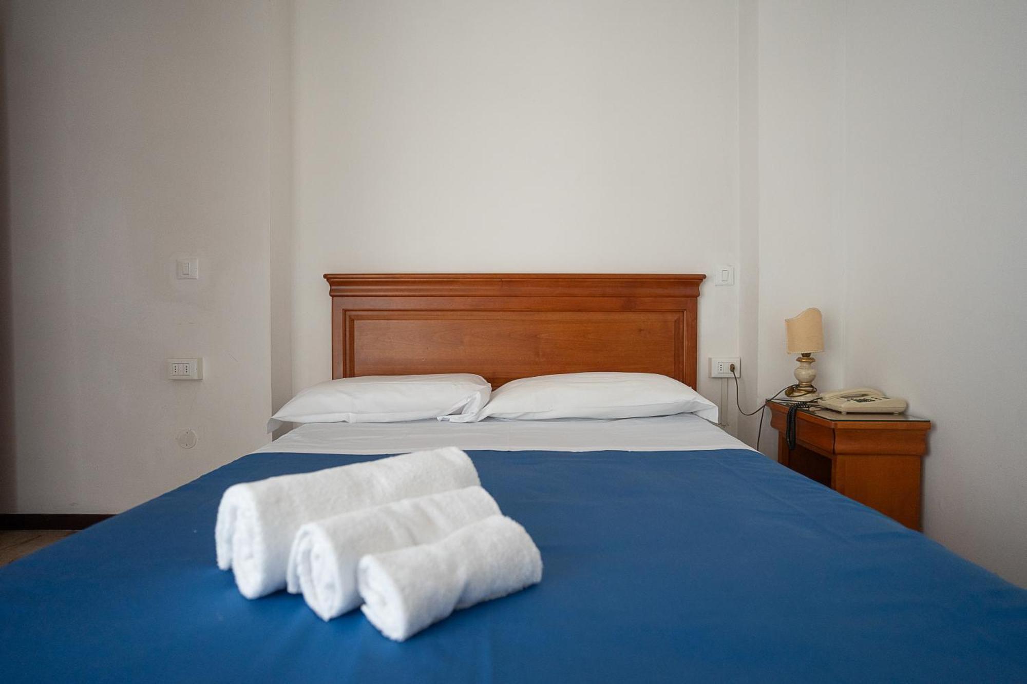 Hotel Napoleon Pontremoli Εξωτερικό φωτογραφία